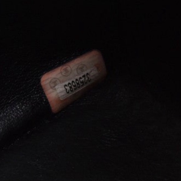 CHANEL CC Turnlock Black Caviar w/ Gold Chain Strap Leather Bag Large Tote Purse - Picture 8 of 9